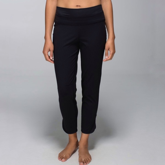 Lululemon perforation shine dot black straight to class slim fit pants - Picture 7 of 14